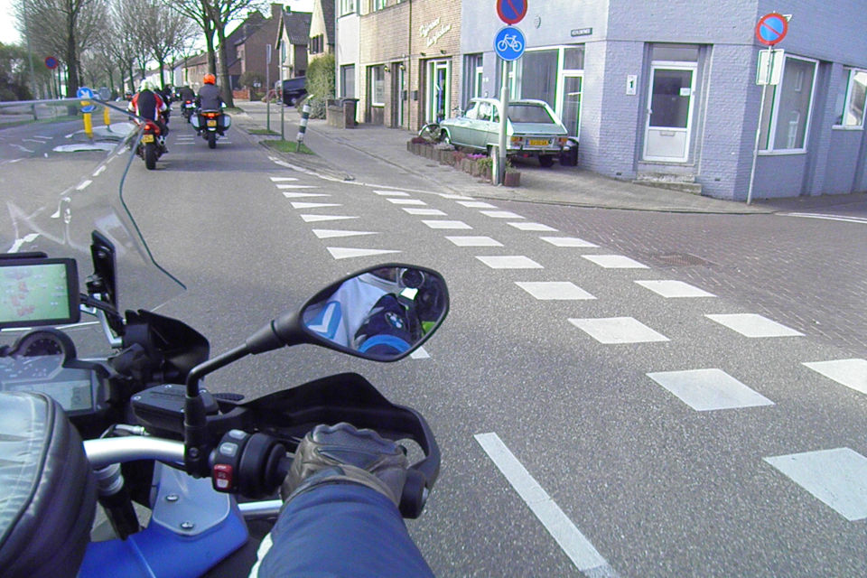 Motorrijbewijspoint Putten theorie cursus online